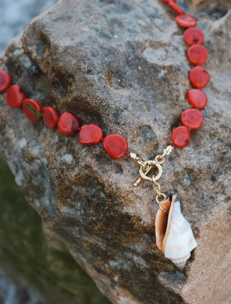Collar fuego del mar