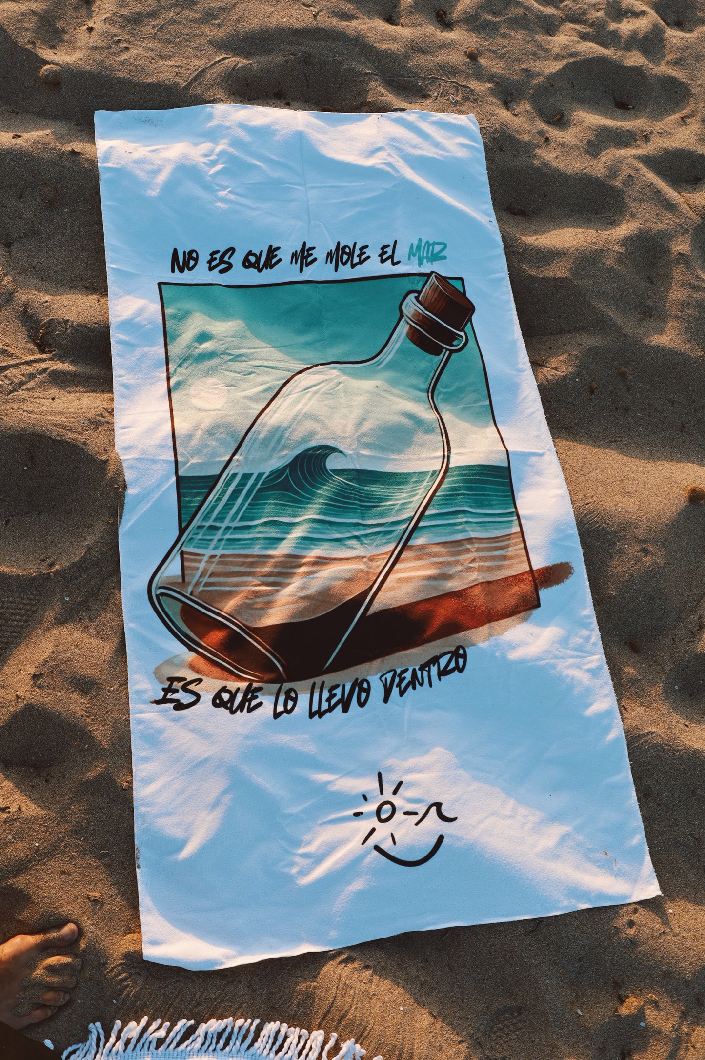 TOALLA NO ES QUE ME MOLE EL MAR, ES QUE LO LLEVO DENTRO:)