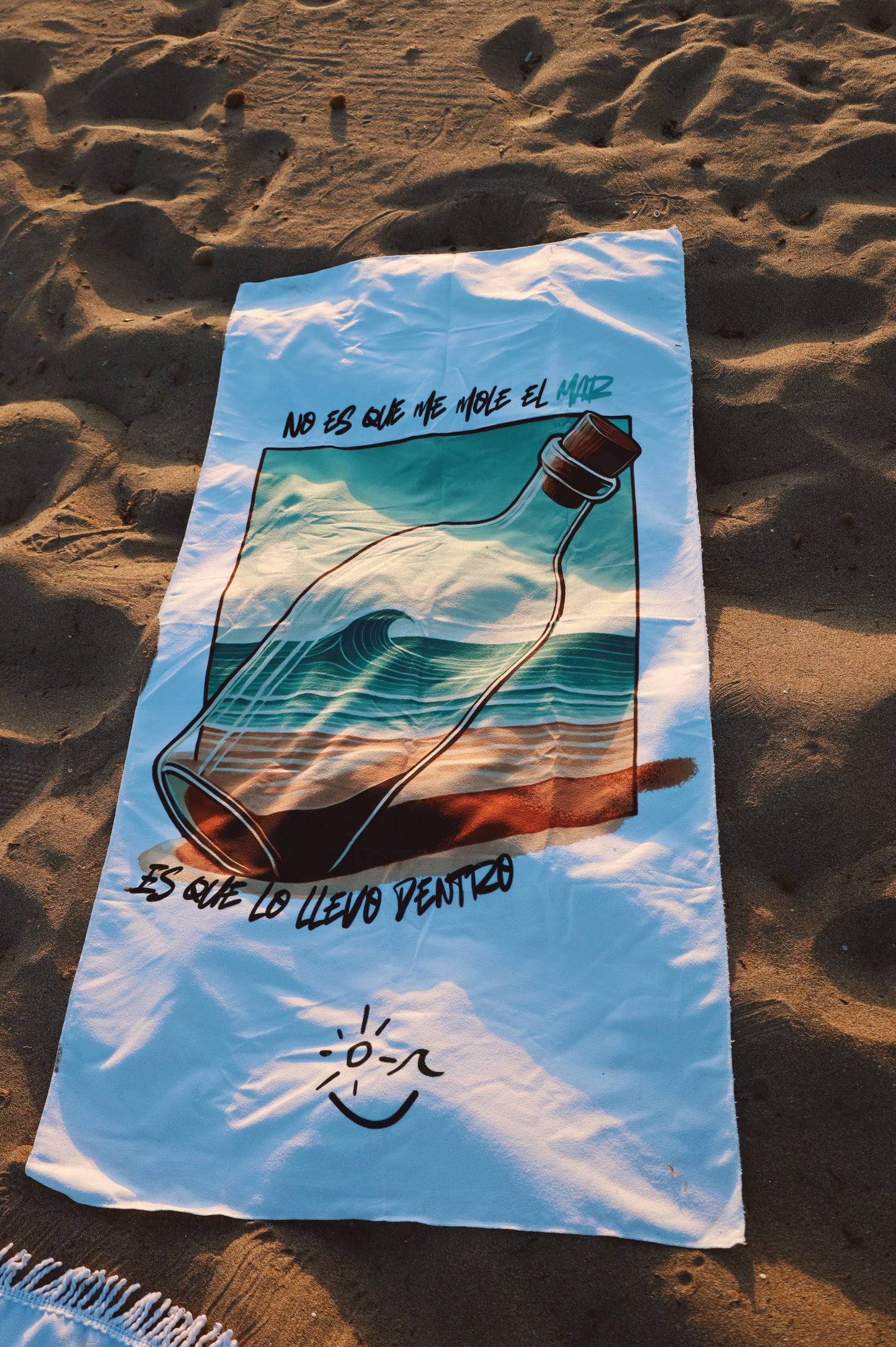 TOALLA NO ES QUE ME MOLE EL MAR, ES QUE LO LLEVO DENTRO:)